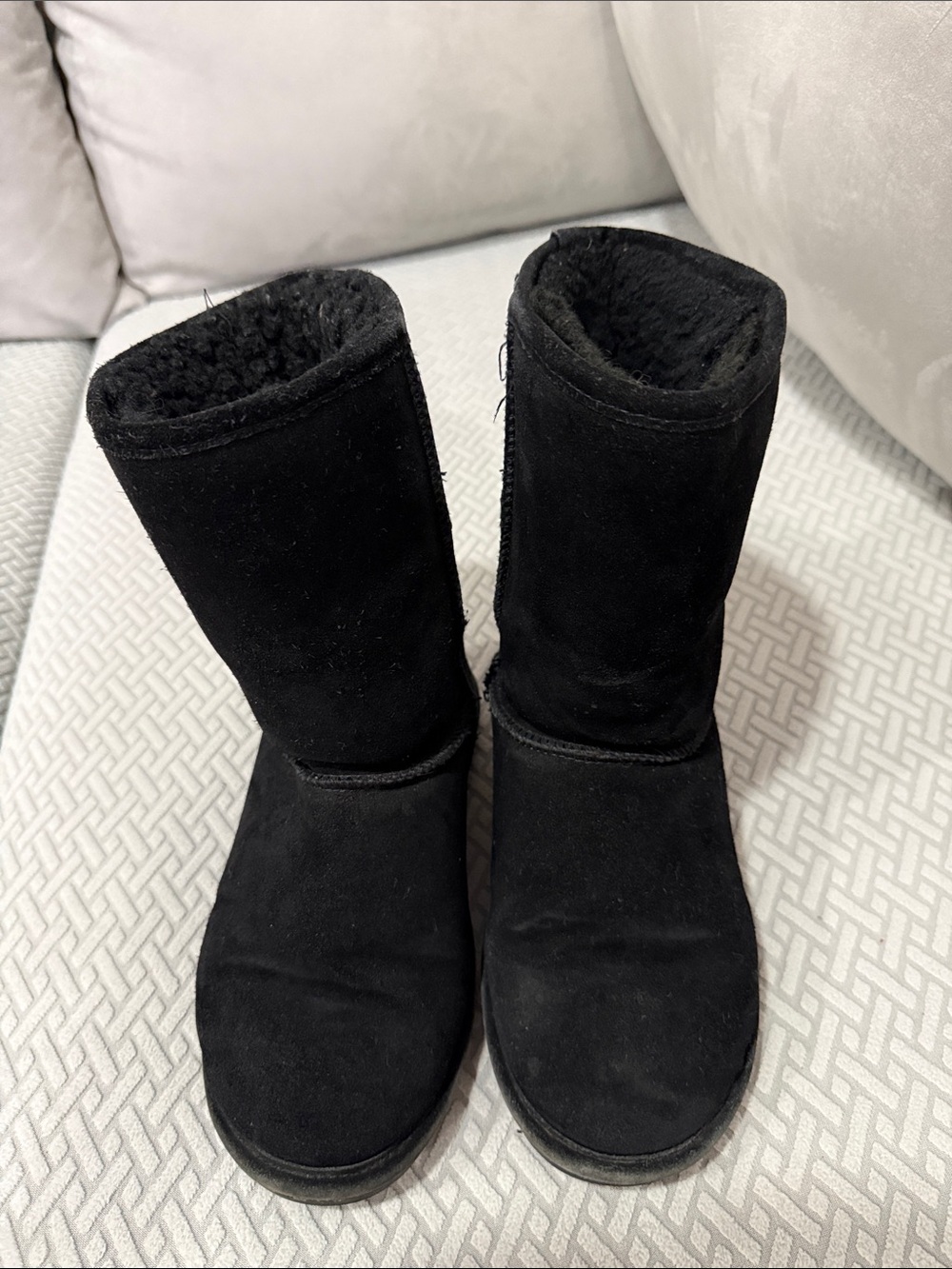 BEARPAW BLACK SUEDE SHEEPSKIN/WOOL LINED WINTER LADIES 8 BOOTS